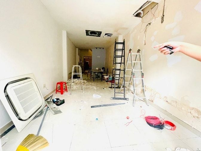 CHO THUÊ MẶT TIỀN NGUYỄN ĐÌNH CHIỂU QUẬN 3 - CÓ HỆ THỐNG THANG MÁY. 