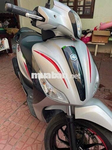 Chuyển nhà cần bán lại xe gia đình nữ chạy