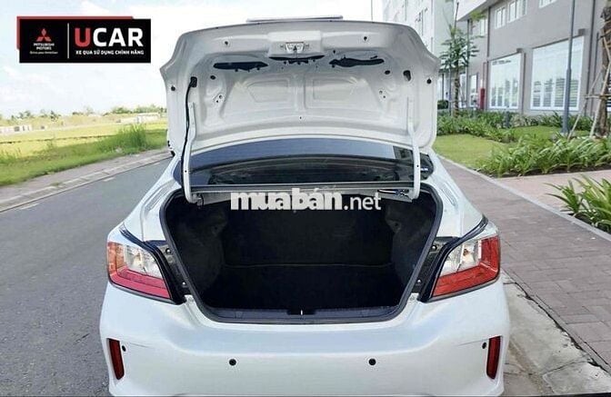 MITSUBISHI ATTRAGE MT 2024 TRẮNG - 50.000km