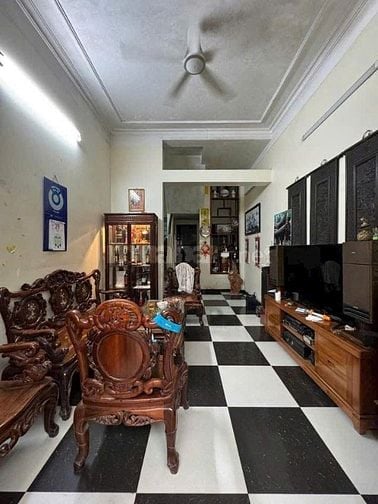Chủ nhà Ngõ 121 Kim Ngưu bán nhà mặt Ngõ vừa ở và kinh doanh đa ngành
