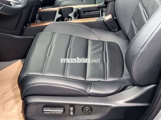 Honda CRV L 1.5turbo 2019, odo đúng 5v5, zin 90%.