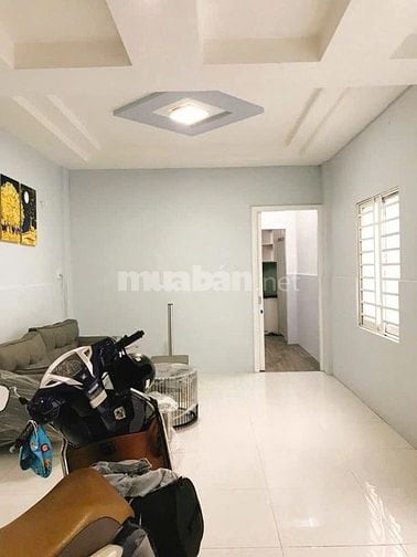 Cho thuê nhà mặt tiền Cách Mạng Tháng 8, P.15, Q.10 giá 16tr