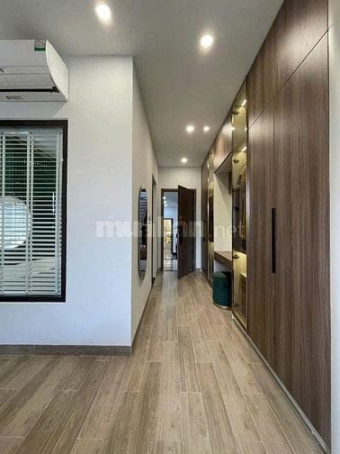NHÀ HXH 22A/6 PHẠM NGỌC THẠCH Q3 (5X24M) 2 LẦU 4PN. 28TR