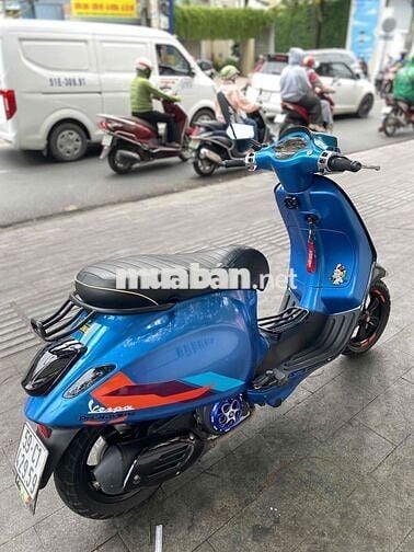 Vespa đèn vuông, bstp