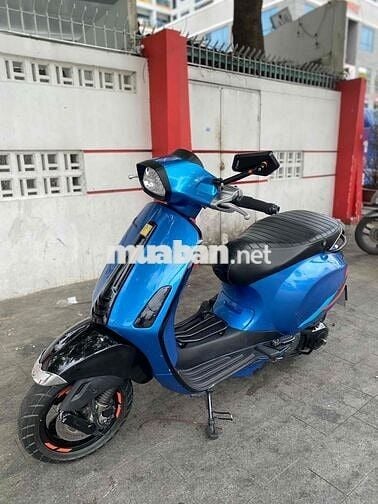 Vespa đèn vuông, bstp