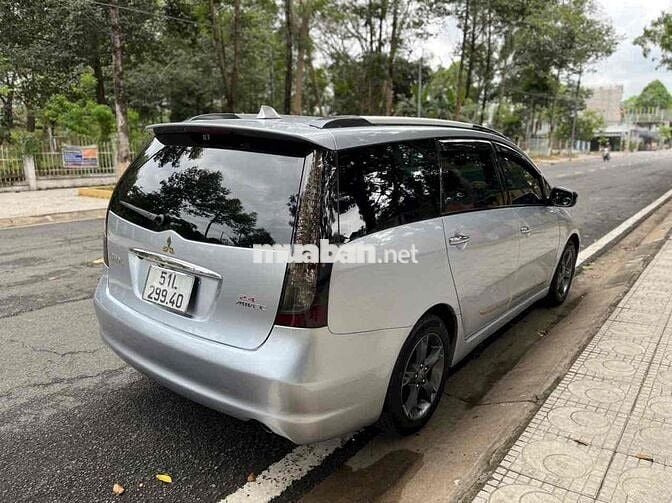 Mitsubishi Grandis 2008 2.4 AT - 144000 km
