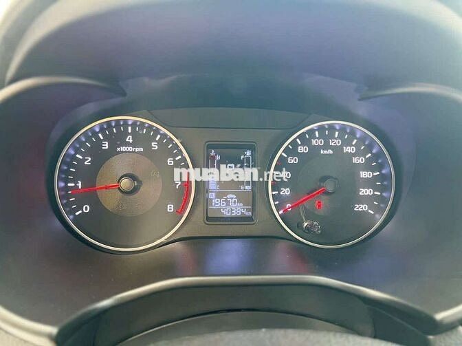 KIA SOLUTO 2022 1.4 AT Deluxe - Odo 40268 km