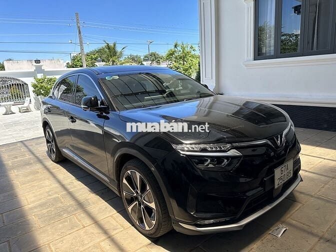 VF8 PLUS 2022 thuê pin tiên phong 2tr1