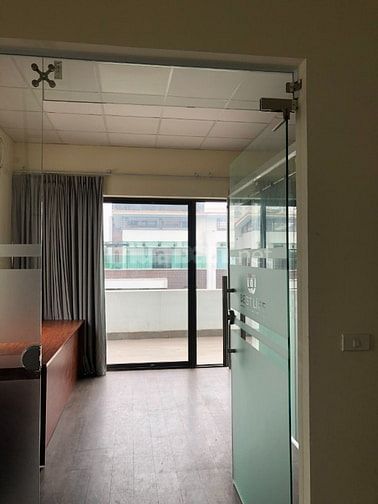 Cho thuê biệt thự Imperia Nguyển Tuân: 200m2, 1 hầm, 4 tầng