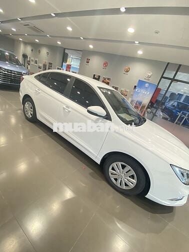 MG5 MT giá quá hợp lý cho một chiếc sedan hạng C