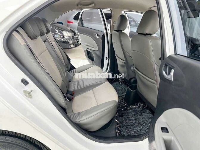 KIA SOLUTO 2022 1.4 AT Deluxe - Odo 40268 km