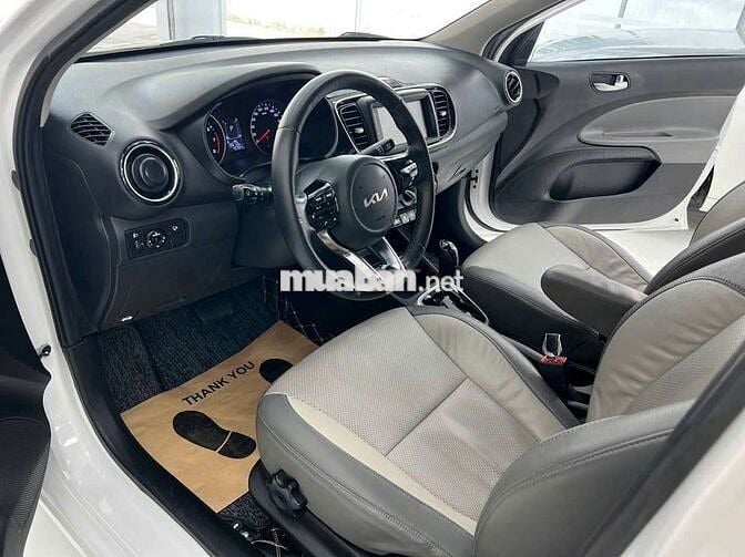 KIA SOLUTO 2022 1.4 AT Deluxe - Odo 40268 km