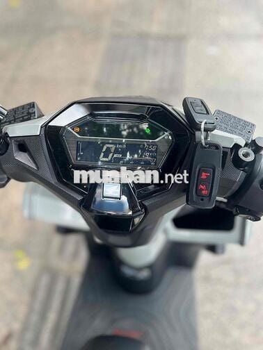 vario 160,2023 chính chủ bao công chứng