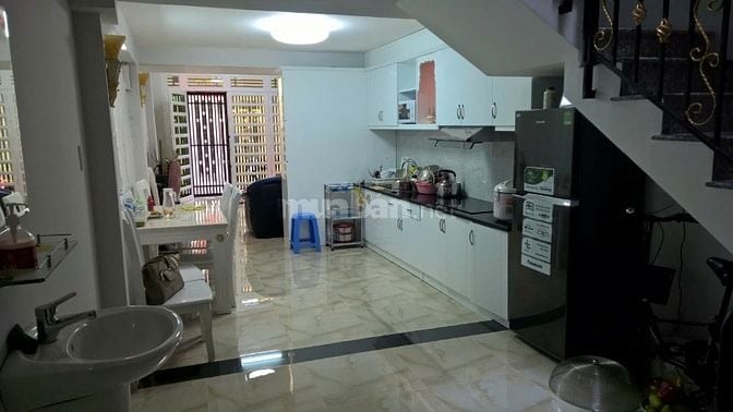 Cho thuê nhà hẻm 4m (BG) Đội Cung, P.11, Q.11 giá 10.5tr