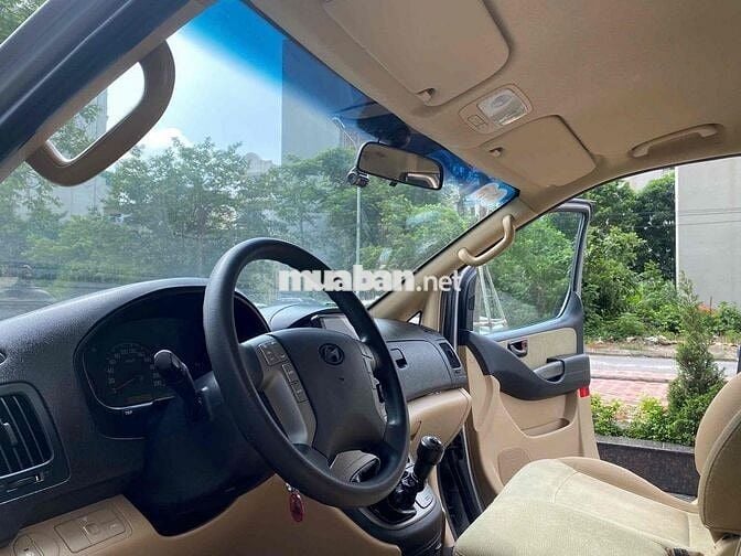 Hyundai Grand Starex 2014 - 9 chỗ