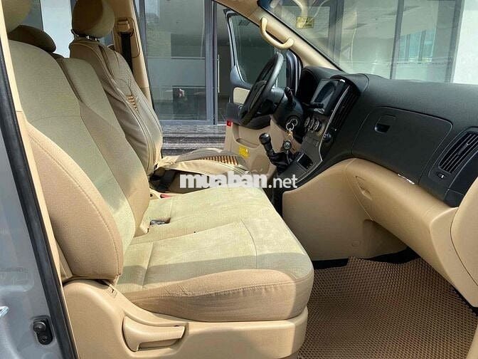 Hyundai Grand Starex 2014 - 9 chỗ