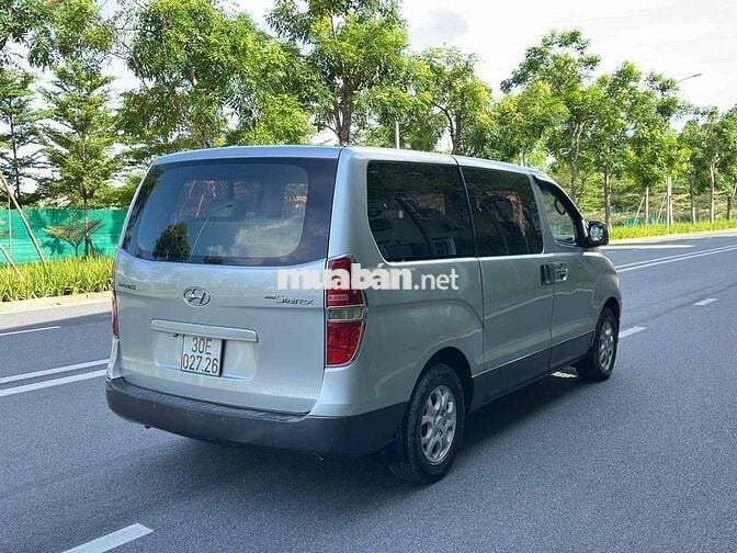 Hyundai Grand Starex 2008 - 9 chỗ tự động