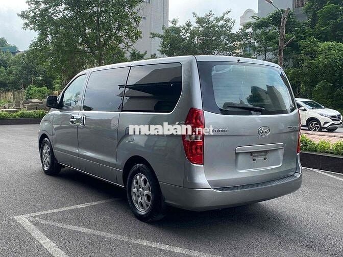Hyundai Grand Starex 2014 - 9 chỗ