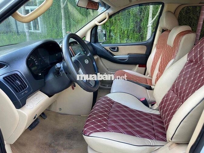 Hyundai Grand Starex 2008 - 9 chỗ tự động