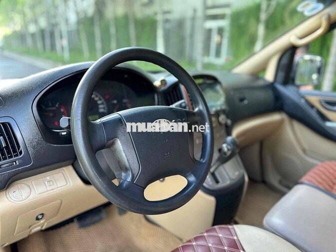 Hyundai Grand Starex 2008 - 9 chỗ tự động
