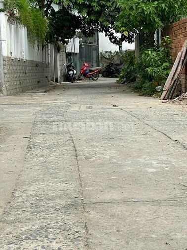 bán đất HXH  gần đường nguyễn duy trinh và nguyễn thị định