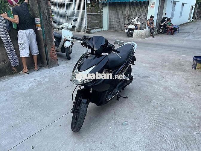 cần bán 1 chiếc xe air blade