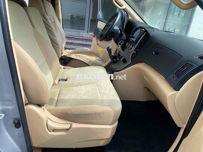 Hyundai Grand Starex 2014 - 9 chỗ