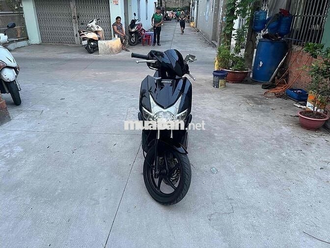 cần bán 1 chiếc xe air blade