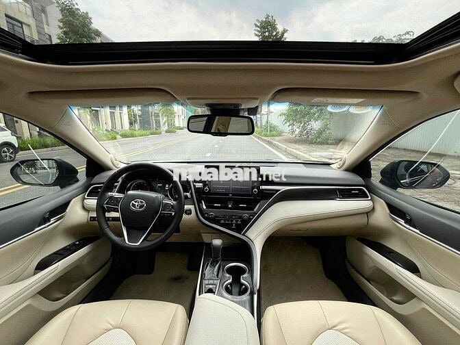 TOYOTA HÀ ĐÔNG BÁN Camry 2.0Q 2021, 5,7v, 1 chủ