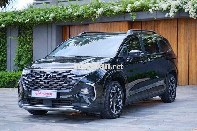 Hyundai Custin 2.0T Cao Cấp 2024