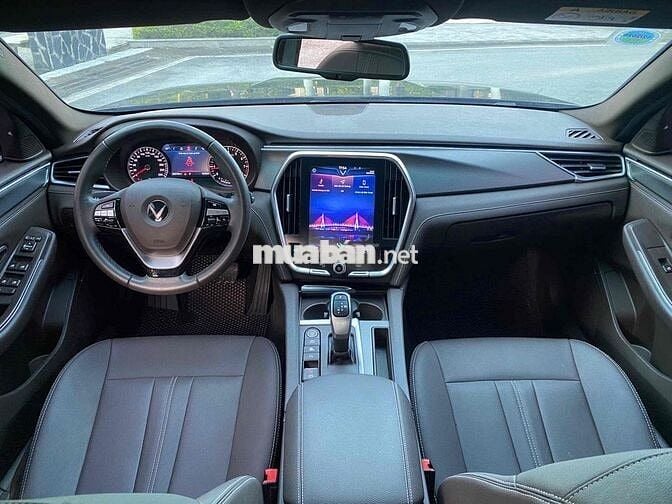 VinFast Lux A2.0 2022 A2.0 plus - 2 km