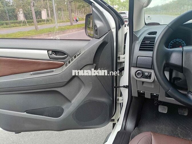 Chevrolet Colorado 2016 - 210000 km 2 cầu