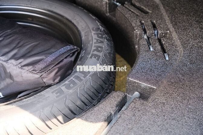 Mazda 3 Luxury 2024 - 14000 km