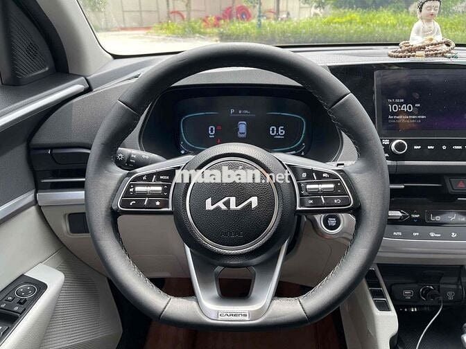 Kia Carens 1.5G Luxury sản xuất 2025 siêu lướt
