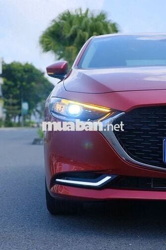 Mazda 3 Luxury 2024 - 14000 km