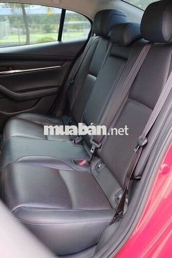 Mazda 3 Luxury 2024 - 14000 km