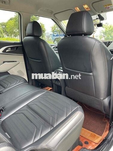 Kia Carens 1.5G Luxury sản xuất 2025 siêu lướt