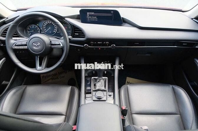 Mazda 3 Luxury 2024 - 14000 km