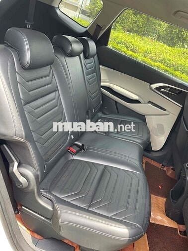 Kia Carens 1.5G Luxury sản xuất 2025 siêu lướt