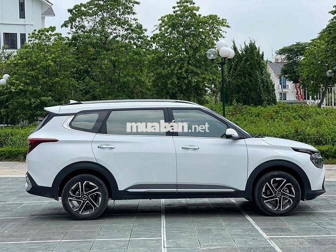 Kia Carens 1.5G Luxury sản xuất 2025 siêu lướt