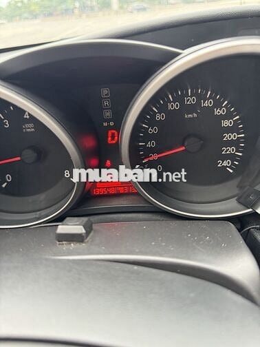 Mazda 3 2010 1.6 AT - 13200 km