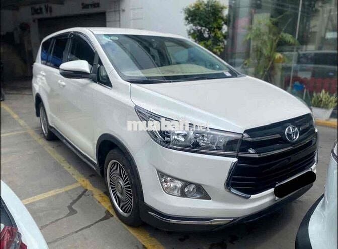 Toyota Innova 2019 Venturer - 62700 km