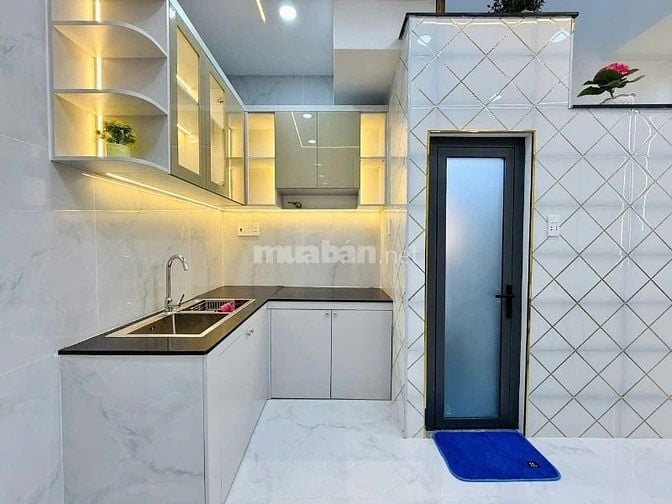 ❇️ Siêu Hot !! Nhà đường Cách Mạng Tháng Tám - Quận 10 / Giá 2 Tỷ 450 