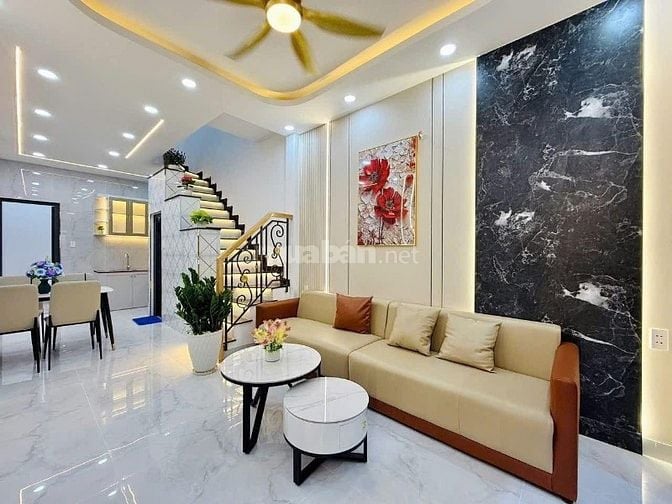 ❇️ Siêu Hot !! Nhà đường Cách Mạng Tháng Tám - Quận 10 / Giá 2 Tỷ 450 