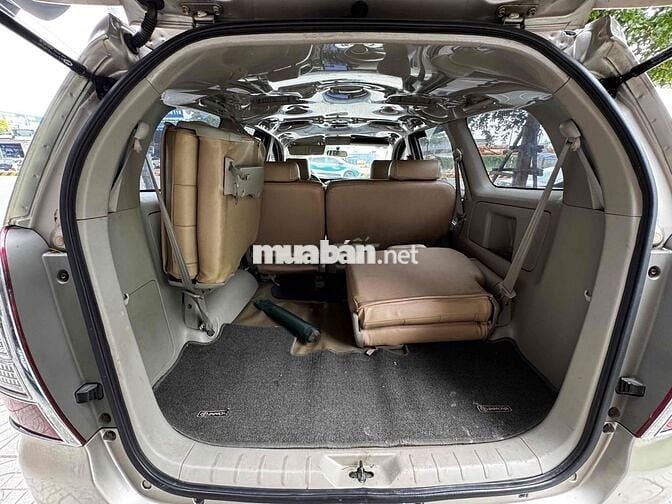 Toyota Innova cuối 2014 số sàn