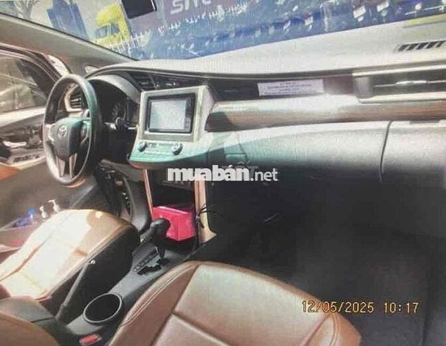 Toyota Innova 2018 2.0G