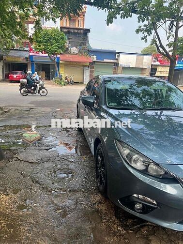 Mazda 3 2015 1.5 AT Hatchback - 96000 km