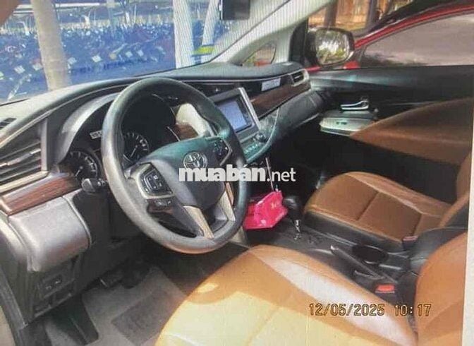 Toyota Innova 2018 2.0G