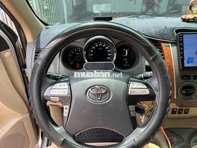 Toyota Fortuner 2011 2.5G - 125000 km