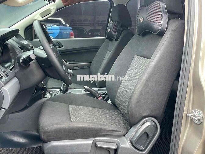 Ford Ranger 2017 XLS số sàn Bao cọp